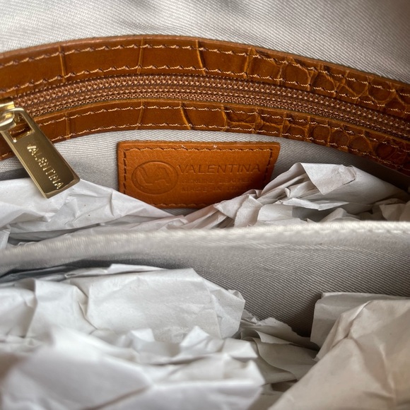 Valentin - Picture 5 of 6